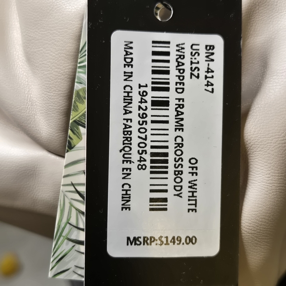 Badgley Mischka Pearl Wrapped Frame Crossbody Clutch NWT - Picture 8 of 8